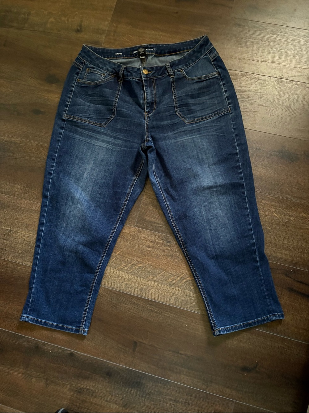Lane Bryant Dark Blue Stretch Capri Jeans with Patch Pockets size 18